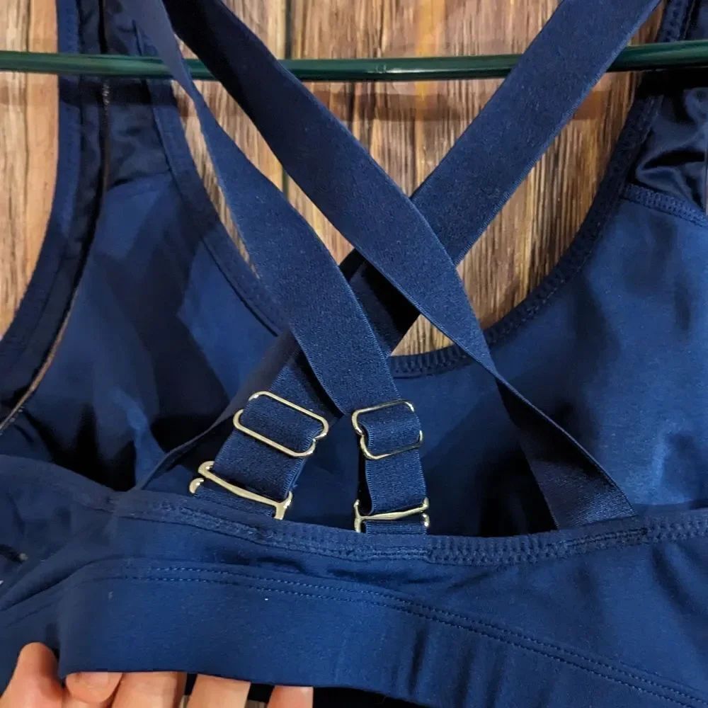 Fabletics Strappy Sports Bra - Picture 3 of 10